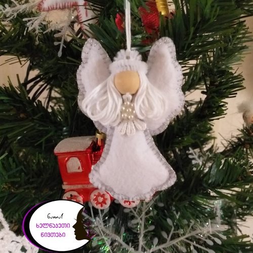 ნგელოზი . მასალა თექა